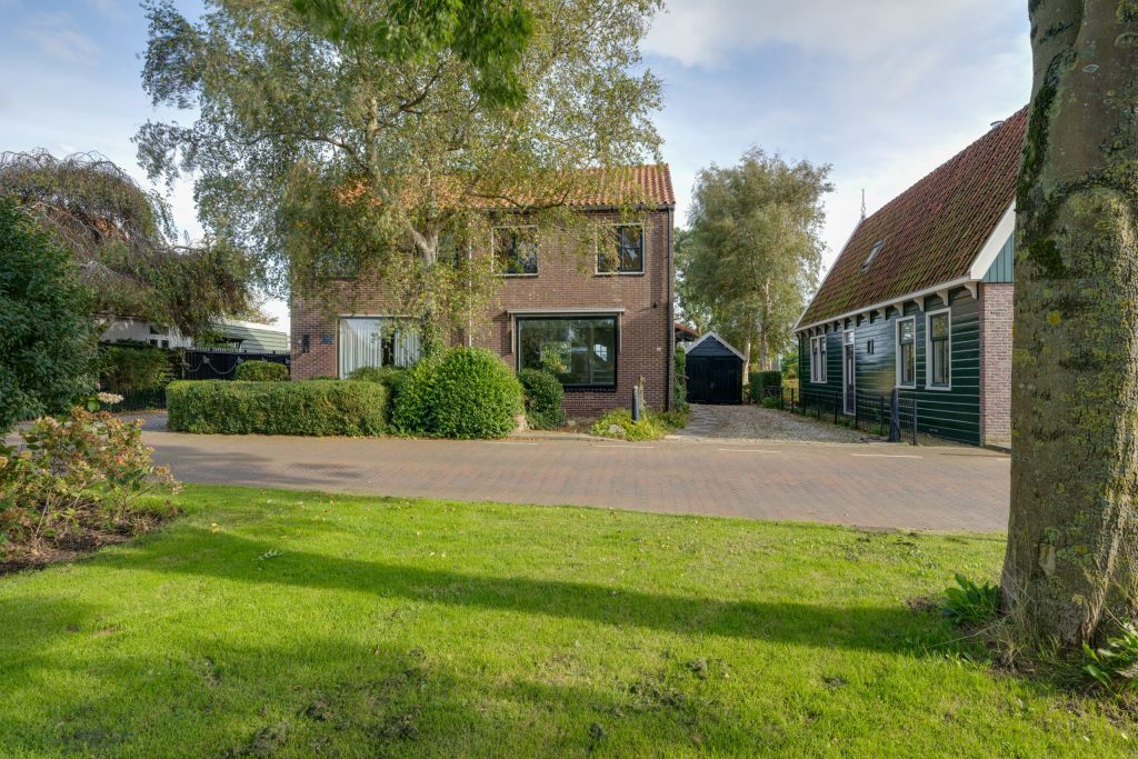 Zuideinde 25 Grootschermer